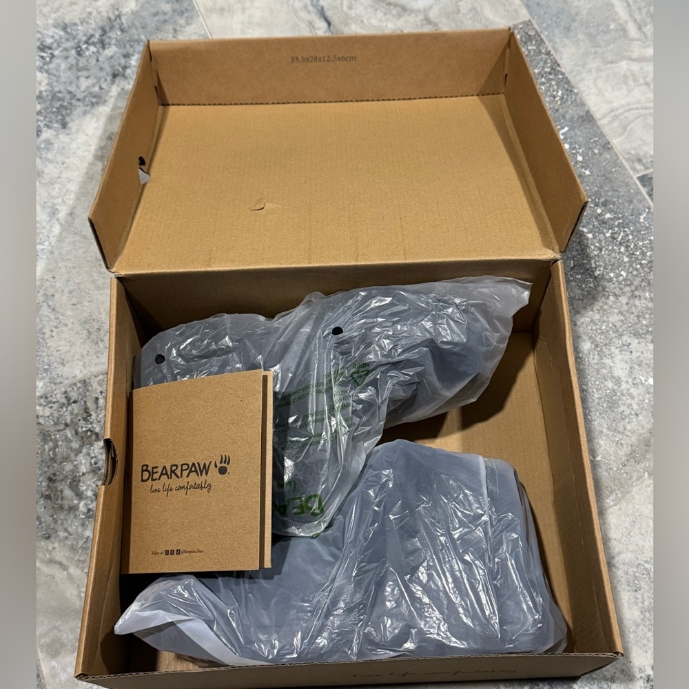 BearPaw Women's Black Hiking Boots - Picture 7 of 9